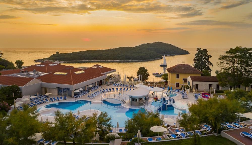 Maistra Select Belvedere Resort Vrsar Eksteriør billede